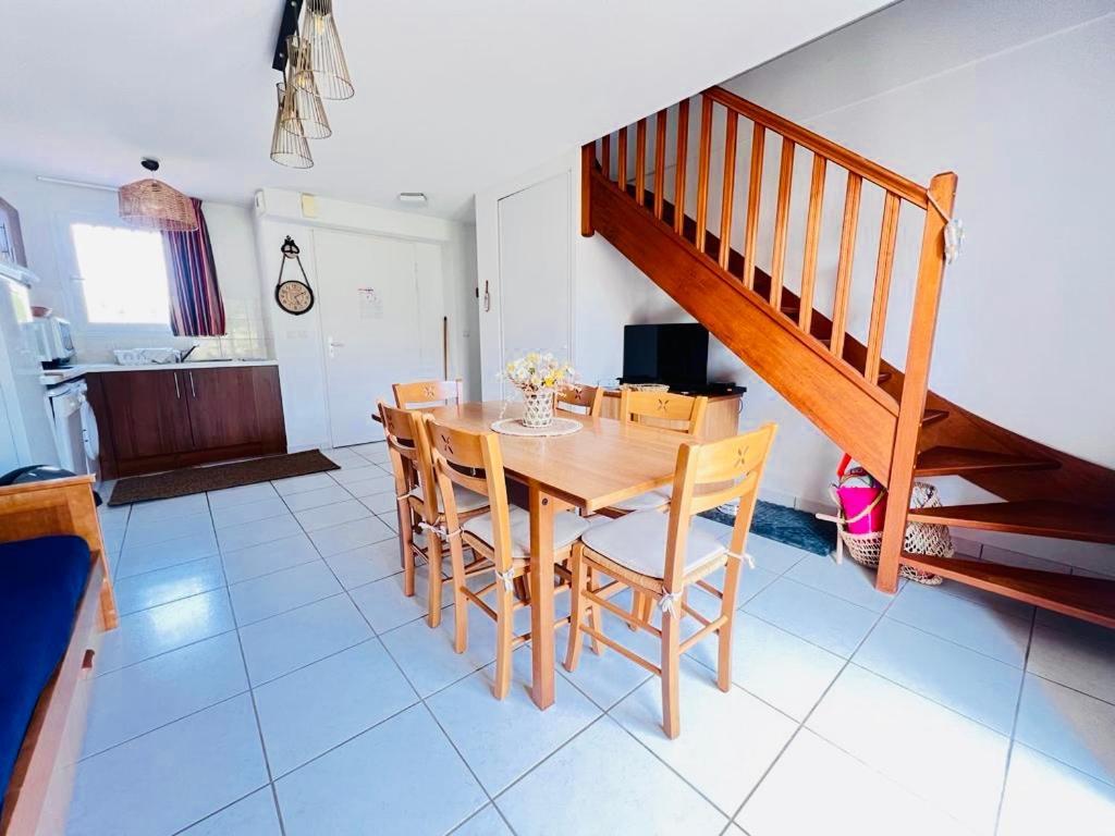 Maison Residence Odalys A Morgat En Bretagne Sur La Presqu'Ile De Crozon Situee A 800 M De La Mer Piscine Chauffee A Partir De Juillet Holiday home Crozon